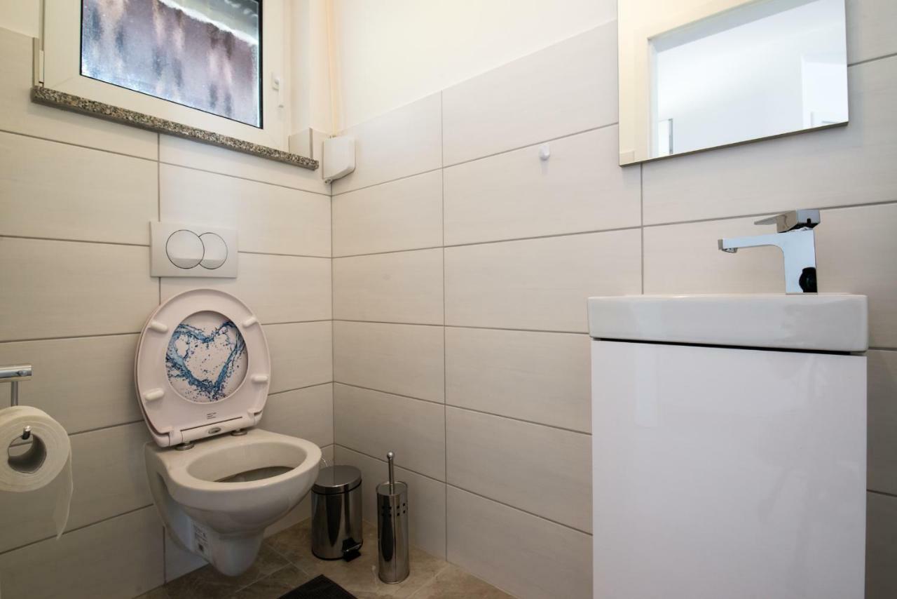 Ferienhaus Bucic Buje Bagian luar foto