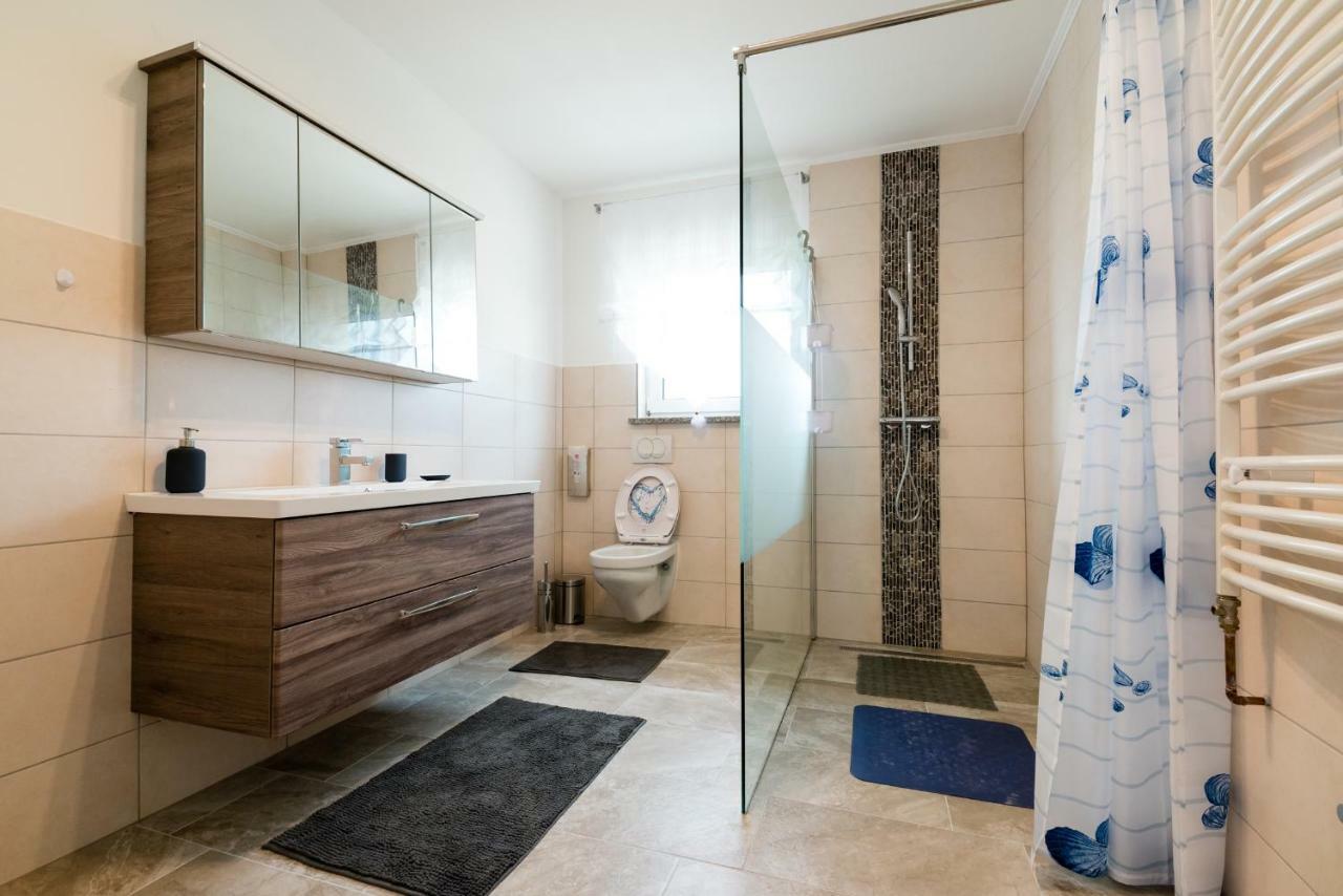 Ferienhaus Bucic Buje Bagian luar foto