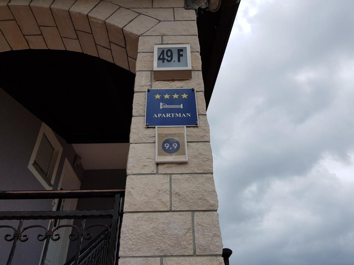 Ferienhaus Bucic Buje Bagian luar foto